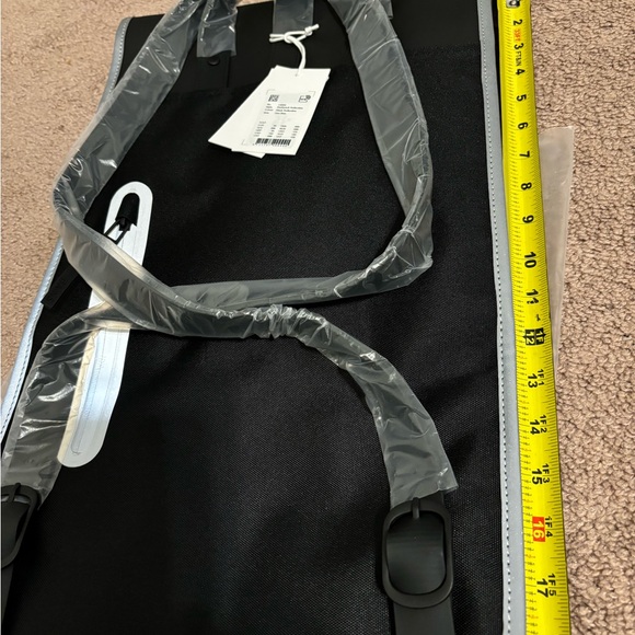 Rains Reflective Backpack Black Waterproof NWT Unisex - Picture 6 of 7